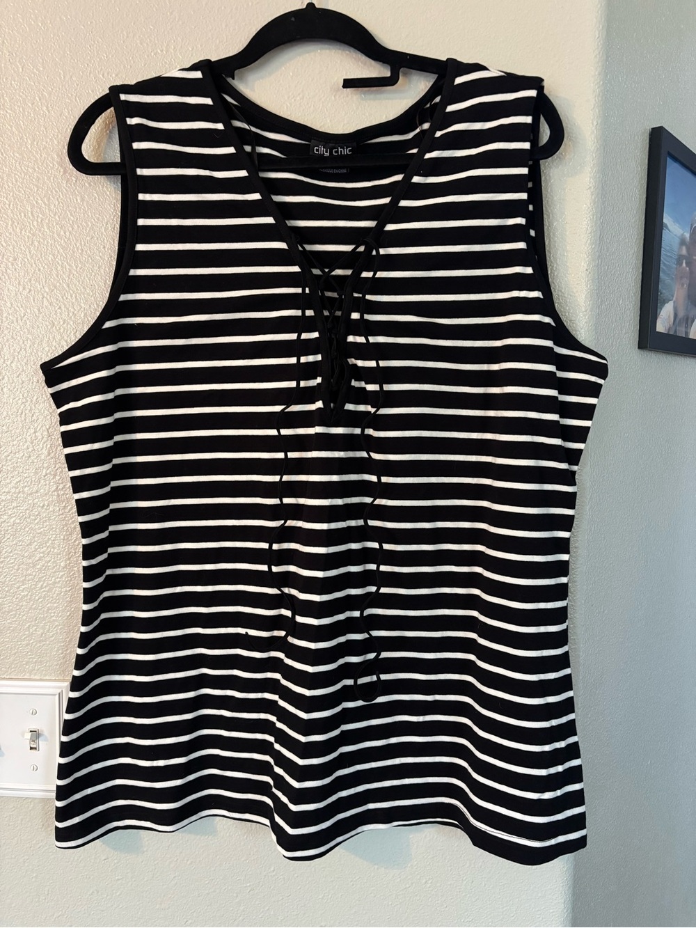 City Chic Black and White Striped Lace Up V Neck Sleeveless Top Tank XL/22